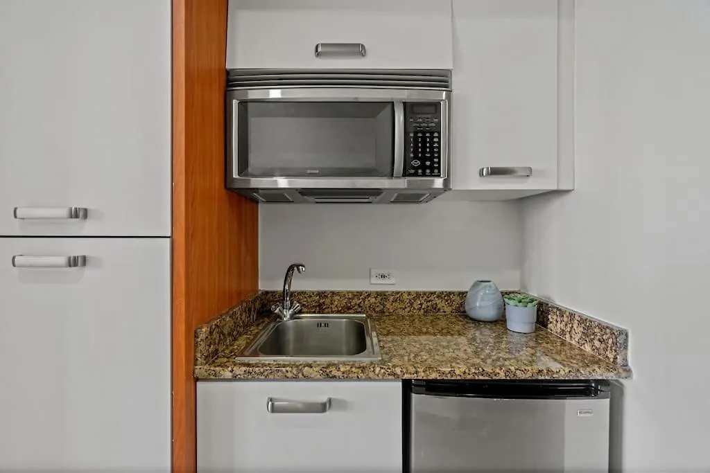 The Sunrise Studio With Ocean View L 2 Queen Beds San Juan 0*,  Porto Rico